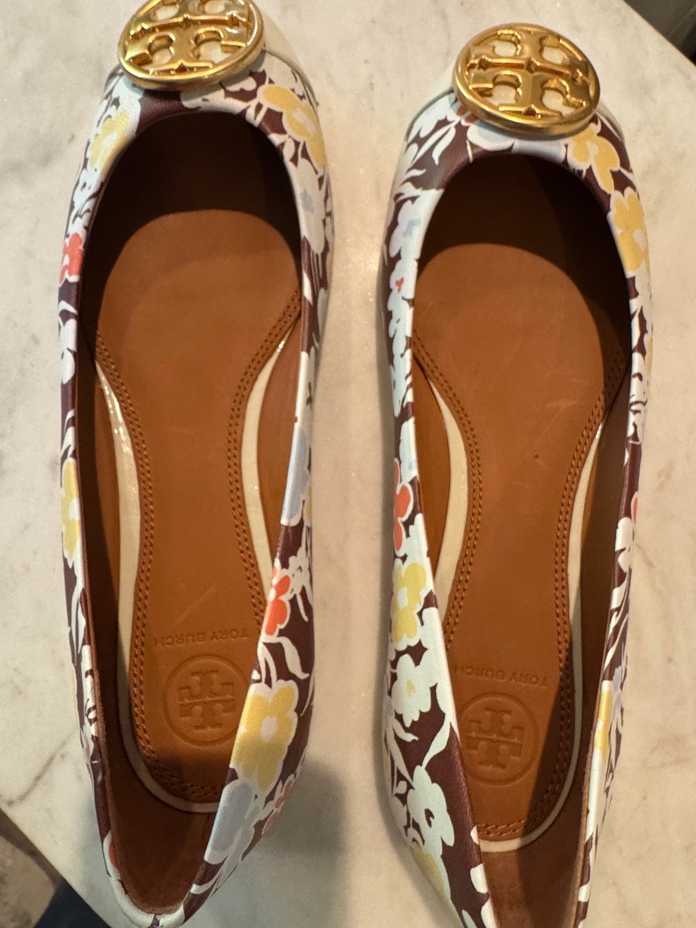 Tory Burch Chelsea Cap-Toe Ballet Flats in a floral "Reverie" sz 7.5 - Picture 2 of 7